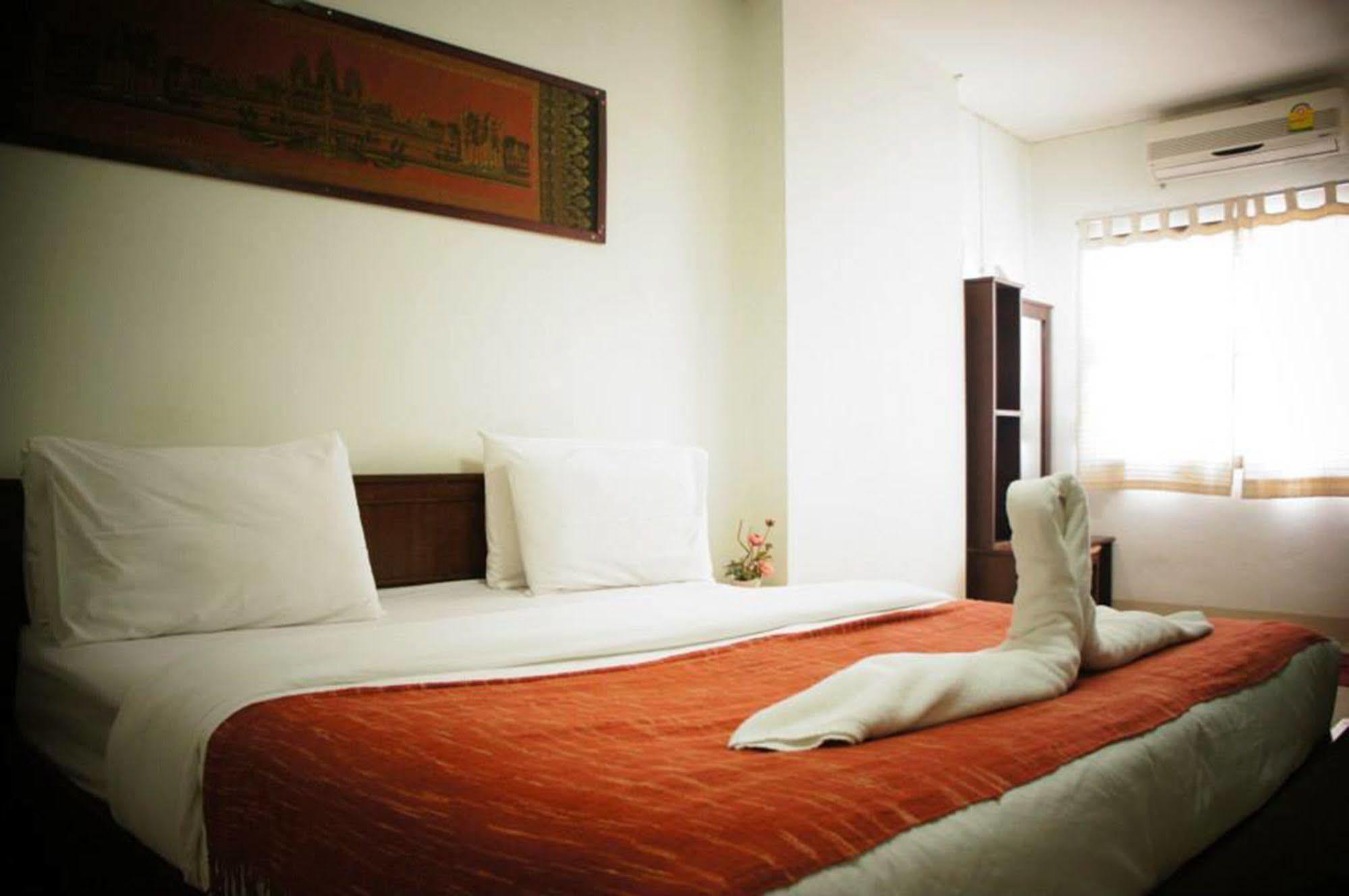 Hotel Vipa House Chiang Mai Esterno foto