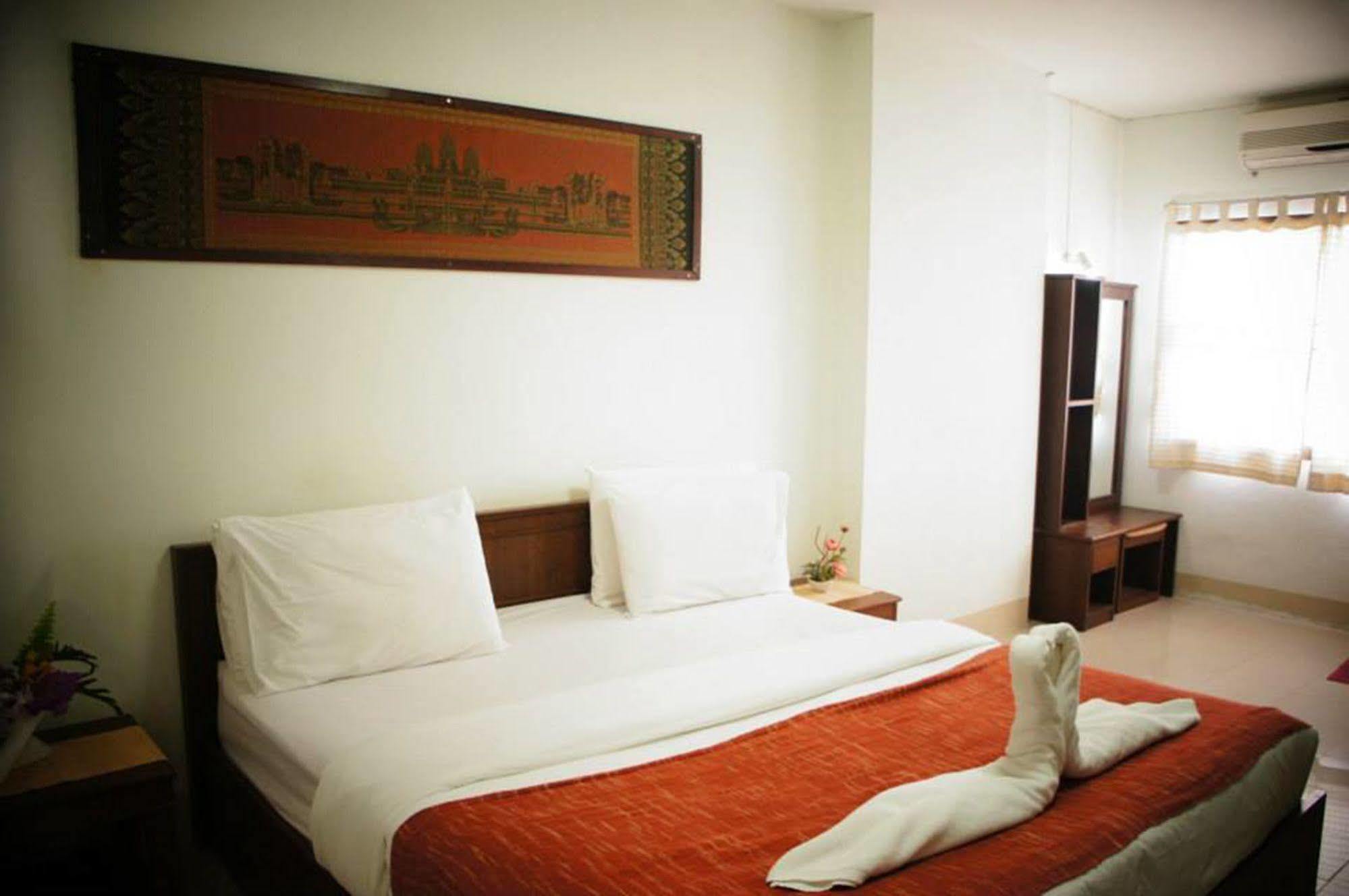 Hotel Vipa House Chiang Mai Esterno foto